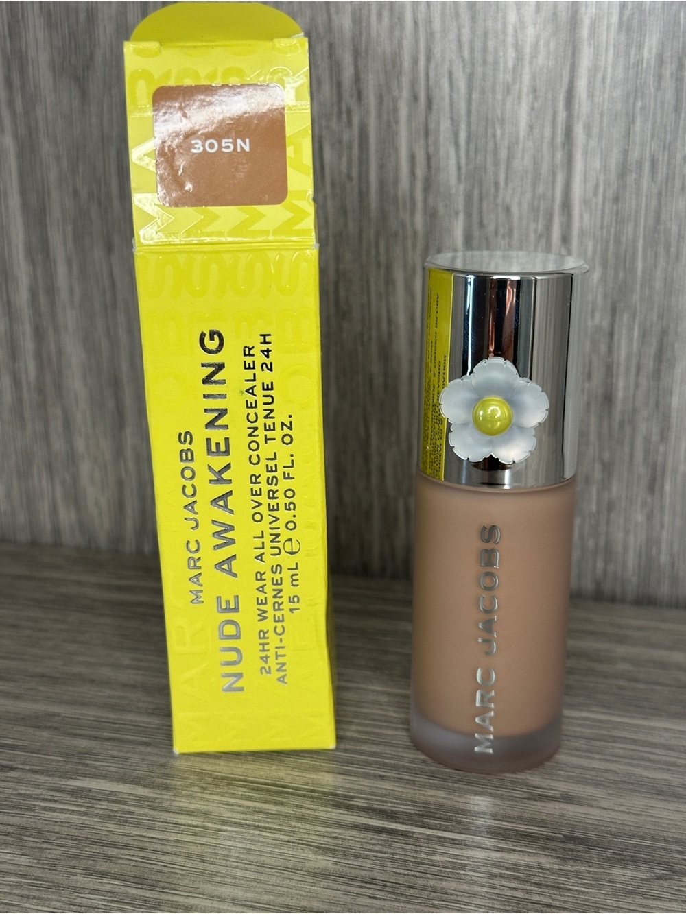 Marc Jacobs Nude Awakening Concealer - 305N